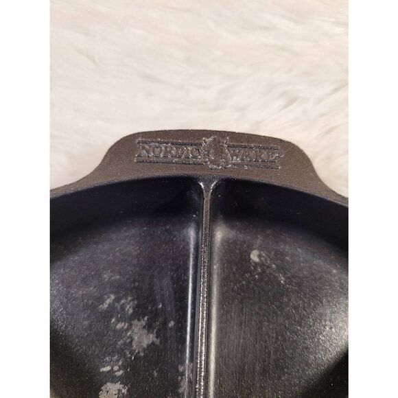 Nordic Ware Nonstick Scottish Scone/Cornbread Blue Pan - Picture 3 of 4